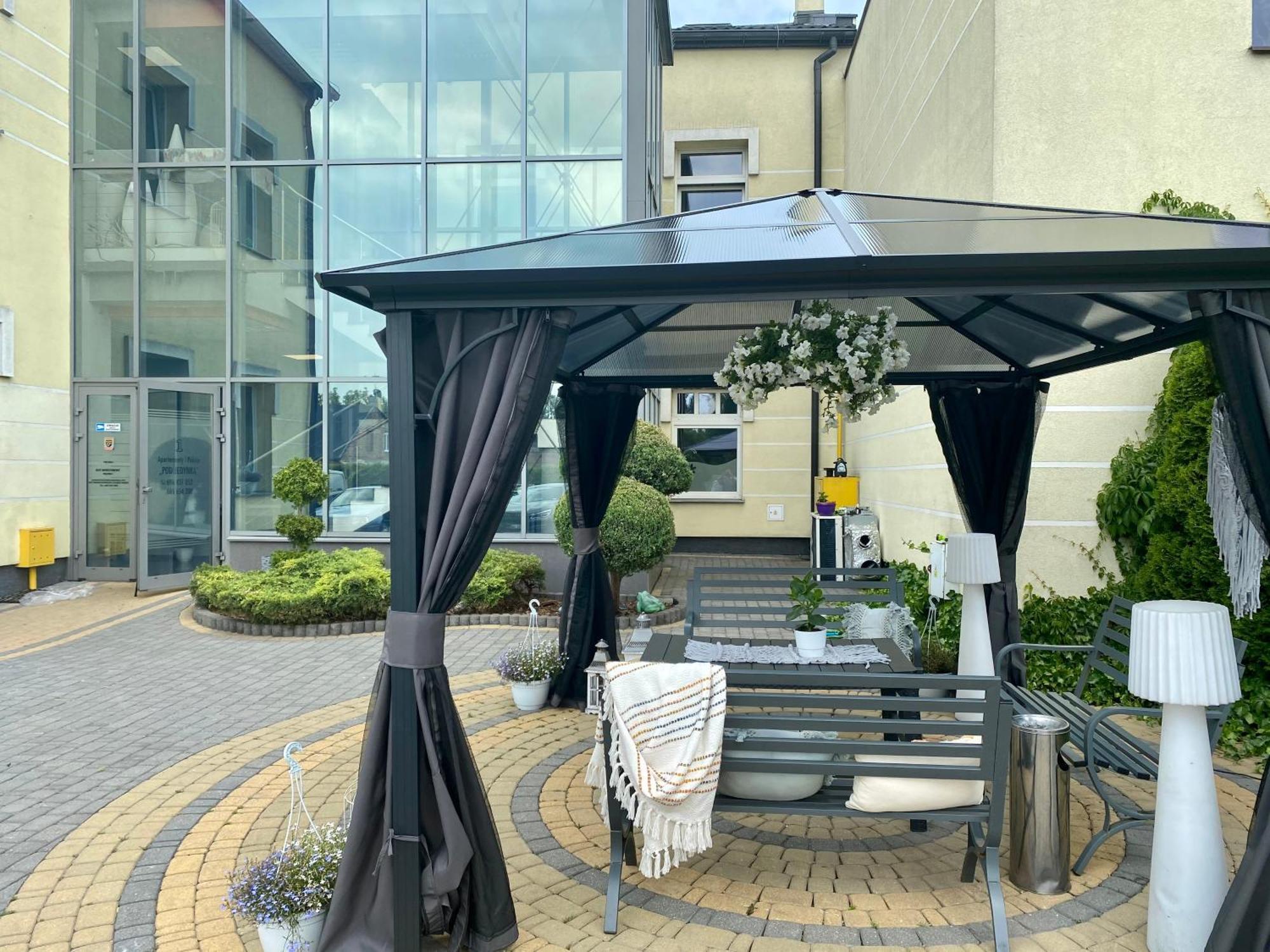 Apartamenty I Pokoje „Pod Jedynka” Константинув-Лодзький Екстер'єр фото